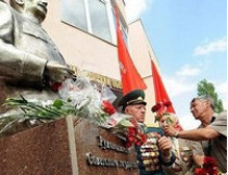 Блогер взял на себя ответственность за подрыв памятника Сталину в Запорожье