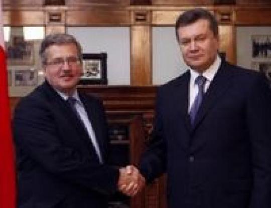 Президенты Украины и Польши подписали дорожную карту сотрудничества двух стран на 2011—1012 годы