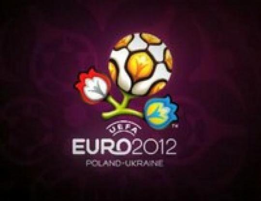 Украина сохраняет право проведения Евро-2012