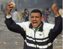 Жертвами насилия в Египте все чаще становятся иностранные журналисты 
