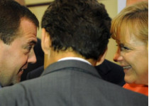 После пятилетнего перерыва состоится трехсторонняя встреча Дмитрия Медведва, Николя Саркози и Ангелы Меркель