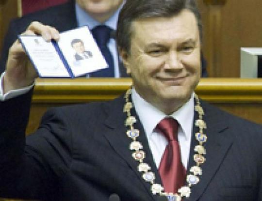 За десять дней перед годовщиной своей инаугурации, Янукович от души наговориться со всей страной