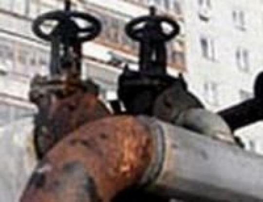 В Киеве из-за аварии на теплотрассе без тепла и горячей воды остались более 40 многоэтажек