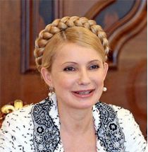 Тимошенко собралась спасать Януковича от&#133; Азарова