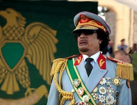 Каддафи зовет в союзники Китай и Индию в обмен на нефтяные месторождения 