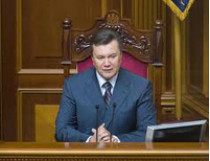 Янукович в первые дни апреля рвется выступить с ежегодным посланием к Верховной Раде