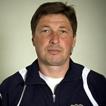 Новым главным тренером столичного «арсенала» назначен 44-летний юрий бакалов