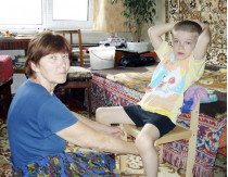 Нина Брижко и ее сын Стасик Праведный