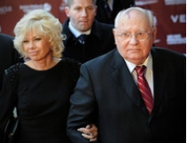 Горбачев на церемонии вместе с дочерью