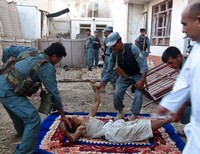 В Афганистане три террориста-смертника погибли, атаковав офис