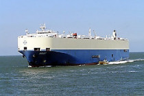 Сомалийские пираты освободили британский сухогруз «asian glory», на борту которого находились десять украинских моряков