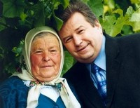 Михаил Поплавский с матерью