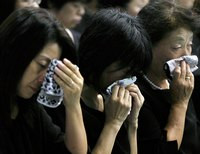 В Японии вспоминают жертв землетрясения