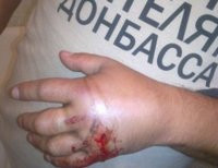 Раненый в футболке спасибо жителям Донбасса 