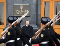 Янукович и армия