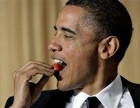Обама с клубничкой