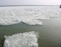 замерзло Черное море