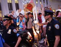 Протестующие в Нью-Йорке 