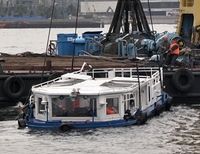 катер столкнулся с сухогрузом на Неве