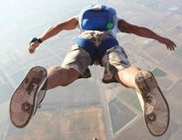 прыжок с парашютом