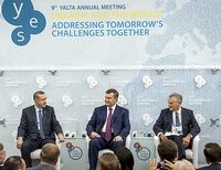 Виктор Янукович: «Украинский ответ на кризис — модернизация страны. Мы выбираем реформирование всех сфер жизни»