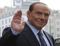 Сильвио Берлускони после судебного заседания