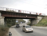 грузовик железнодорожный мост Запорожье