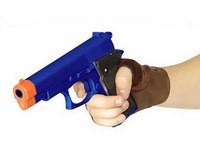 ограбление игрушечный пистолет