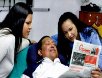 Уго Чавес с дочками