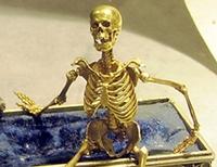 золотой скелетик