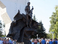 Никита Высоцкий: «Я хочу, чтобы имя моего отца и этот памятник приносили удачу вашему городу»