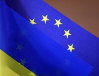 Партия регионов просит Европу помочь с деньгами и убеждает забыть о Тимошенко