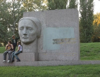 монумент Полтава