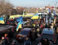 Автомайдан почти вплотную подобрался к&nbsp;резиденции Януковича (фото)