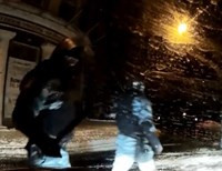После ночных погромов машин автомайдана пропали 15 активистов (фото, видео)