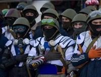 Протестующие в Киеве сформировали Национальную гвардию (видео)