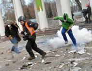 Правозащитники бьют тревогу из-за спланированных нападений на&nbsp;медиков и&nbsp;журналистов в&nbsp;Украине (видео)