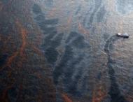 В&nbsp;Черном море под Севастополем появилось огромное нефтяное пятно