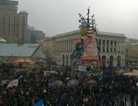 На Майдане Незалежности началось юбилейное Народное вече