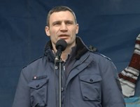 Кличко: Янукович предложил мне дебаты, я позвал его на Майдан