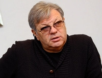 Илья Ноябрев