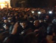 Протестующие захватили здания силовиков в&nbsp;Ивано-Франковске и&nbsp;Ровно (видео)