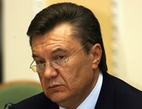 Пограничники не выпустили Януковича из страны