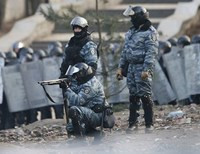 Из Киева сбежали три десятка вооруженных «беркутовцев»