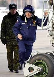 Президент дмитрий медведев полетал на истребителе су-34