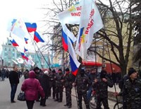 В Луганске молодчики с битами захватили обладминистрацию