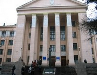 «На активистов студенческого парламента киевского медуниверситета, протестующих против отстраненного от должности ректора, уже готовятся документы на отчисление» 