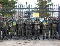 СНБО поручил провести передислокацию украинских военных в Крыму