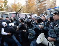 В Москве вспыхнули антииммигрантские погромы (фото)