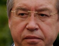 Экс-губернатора Черкасчины объявили в международный розыск